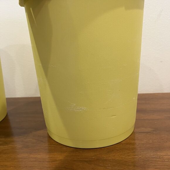 Tupperware Servalier Nesting Canister Set Yellow Set of 4 With Lids - Picture 4 of 11